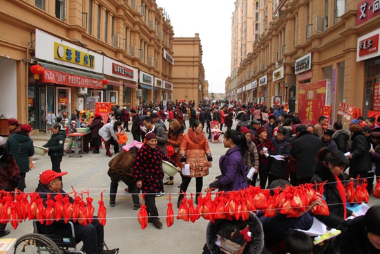 1519267244600511.jpg 熱鬧非凡的活動現(xiàn)場.jpg