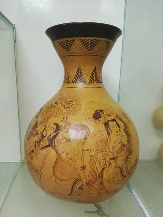 1525252732196140.jpg 464047680899329158.jpg