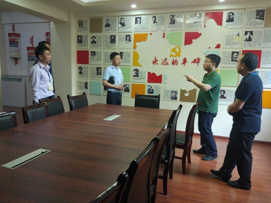 1525253209703078.jpg 專家組實(shí)地考察創(chuàng)建點(diǎn)位2.jpg