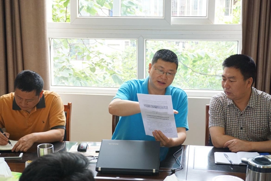 1527210437260443.jpg 區(qū)社區(qū)教育中心主任介紹我區(qū)社區(qū)教育中心機(jī)構(gòu)設(shè)置情況.jpg