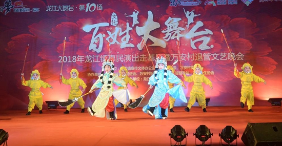 1530761458238134.jpg 少年舞蹈表演.jpg