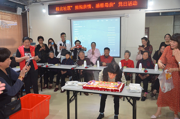 1562304184896825.jpg 00ffaa1438d41e461a9e30.jpg