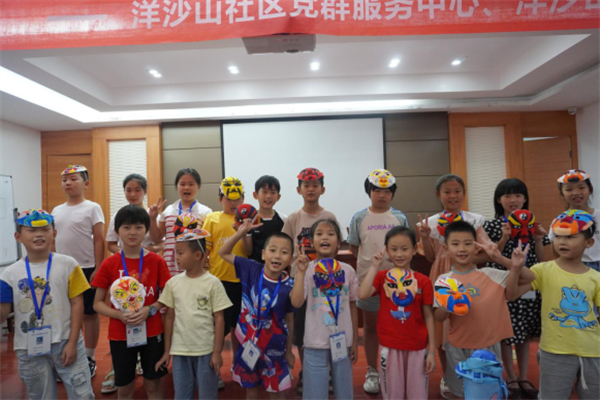 1627979486862029.png 北侖區(qū)春曉成校洋沙山社區(qū)假日學(xué)校開展京劇臉譜DIY活動(dòng).png