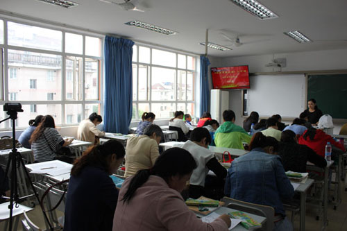 心靈手巧秀美工 職業(yè)技能顯神通.jpg