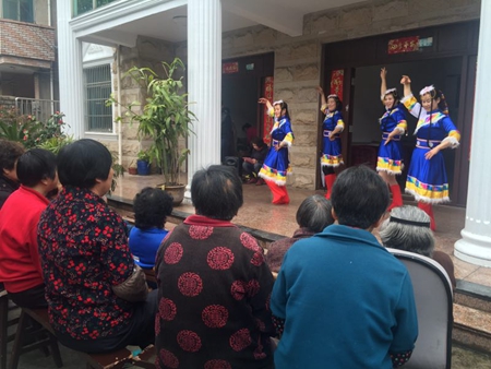 學習圈活動內(nèi)容豐富，村民們學習興趣濃厚