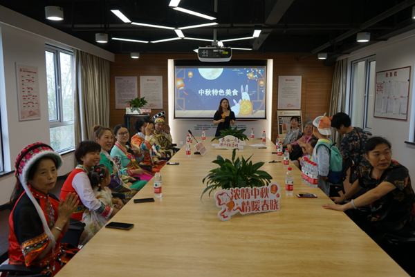 1632905585917932.png 北侖區(qū)春曉街道明月湖社區(qū):這樣的中秋溫暖又同心.png