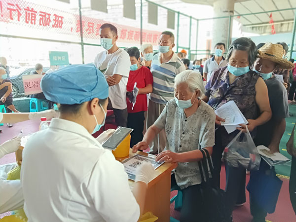 老年人新冠疫苗接種專場 (1).jpg