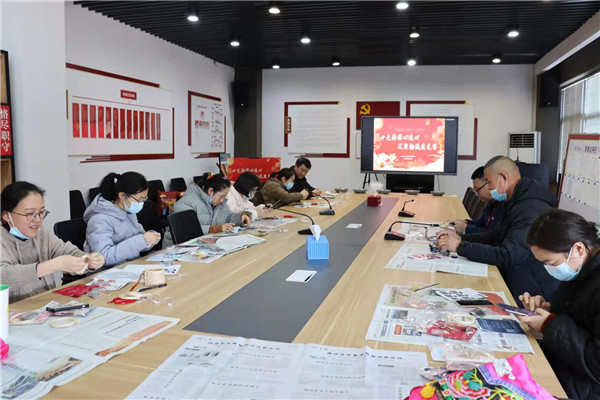 1646212148568087.jpg 十字繡鑰匙扣培訓_副本.jpg