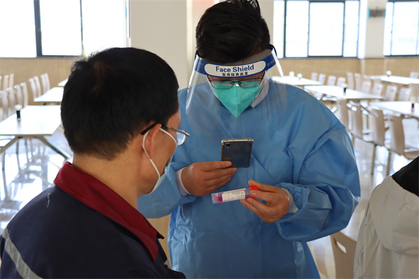 1655804758732704.jpg 輝旺兩員志愿者梁春光.jpg