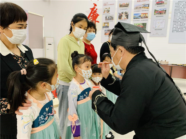 1656489163309689.jpg 1656489163309689.jpg