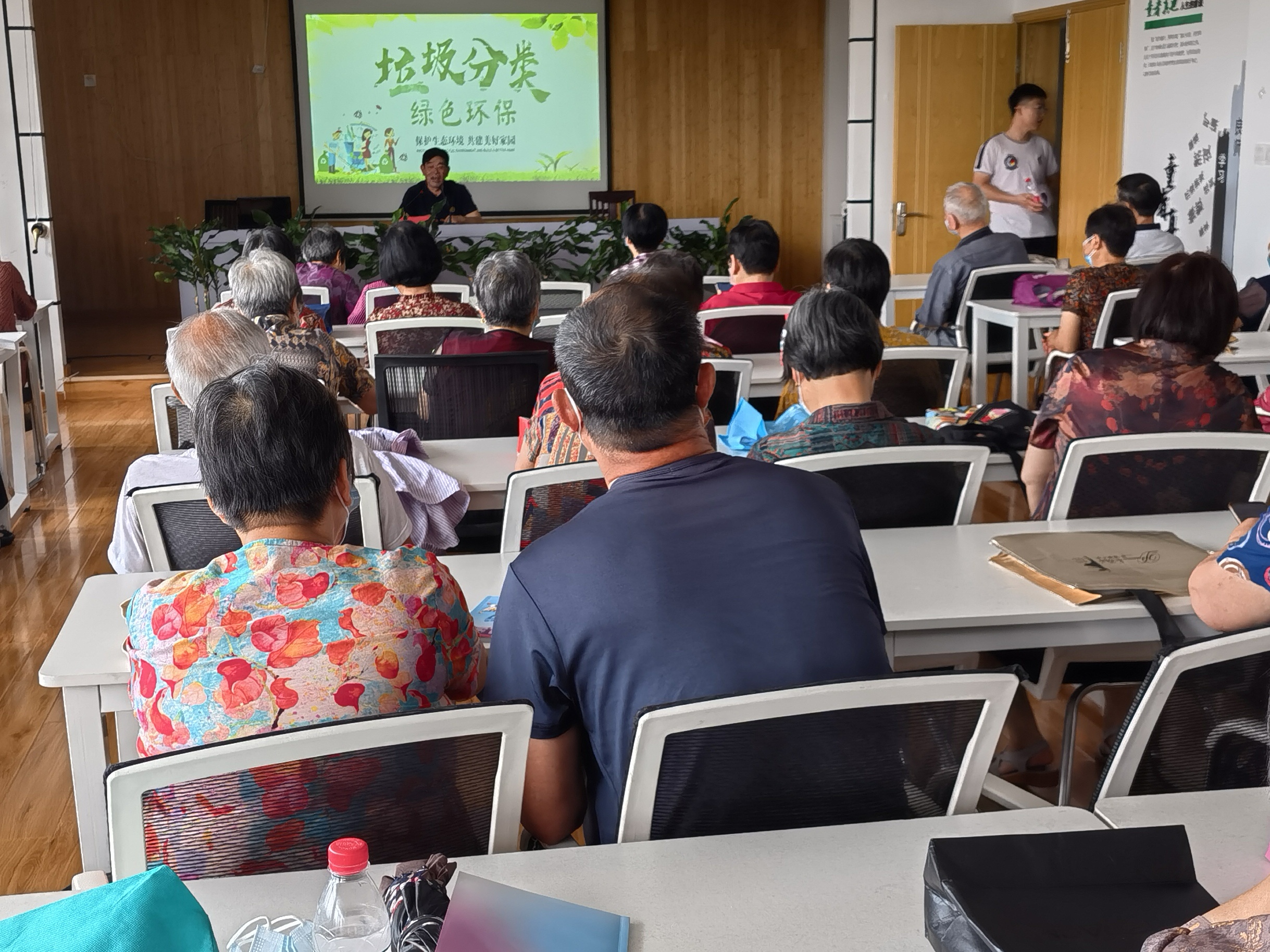 1657381878740742.jpg 1657381878740742.jpg