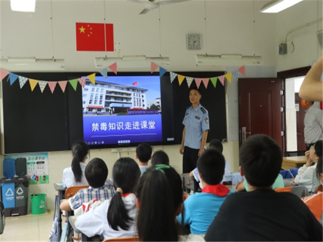 1657431693869182.jpg 1657431693869182.jpg