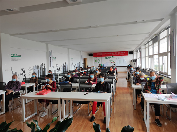 1657688564784366.jpg 靈山大講堂326期——老年人交通安全宣傳講座 (2).jpg