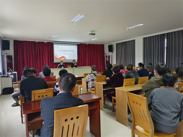 北侖區(qū)春曉成校、慈岙村共同組織舉辦微網(wǎng)格長(zhǎng)“數(shù)字化指揮應(yīng)用”培訓(xùn).jpg