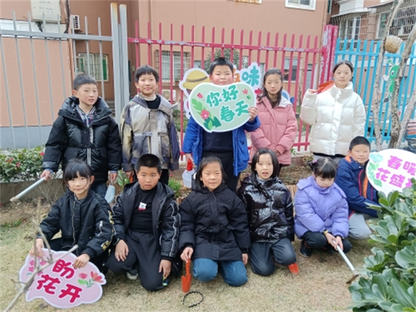 節(jié)氣里 學(xué)農(nóng)事 乘著春風(fēng)播種希望.jpg
