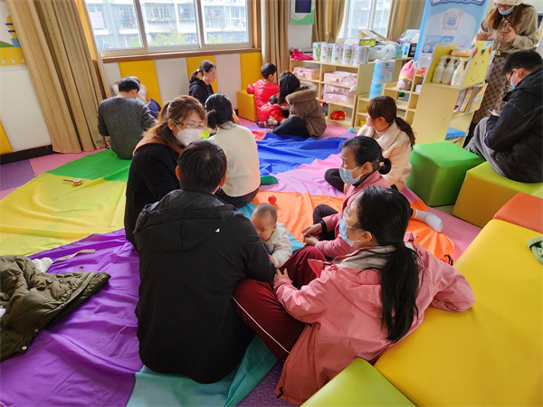 戚家山成校：家門口的育兒加油站助力隨遷老人科學育兒-1.jpg