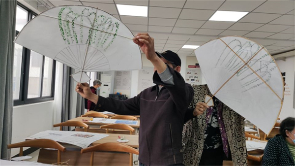 風(fēng)箏制作培訓(xùn)3.jpg