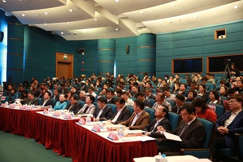 上海社區(qū)教育發(fā)展三十年 ：成終身教育的重要組成部分1.JPG