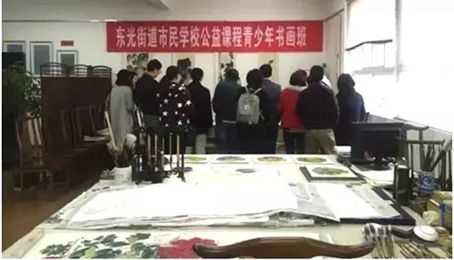記者團參觀錦江區(qū)東光街道市民學習中心。.jpg