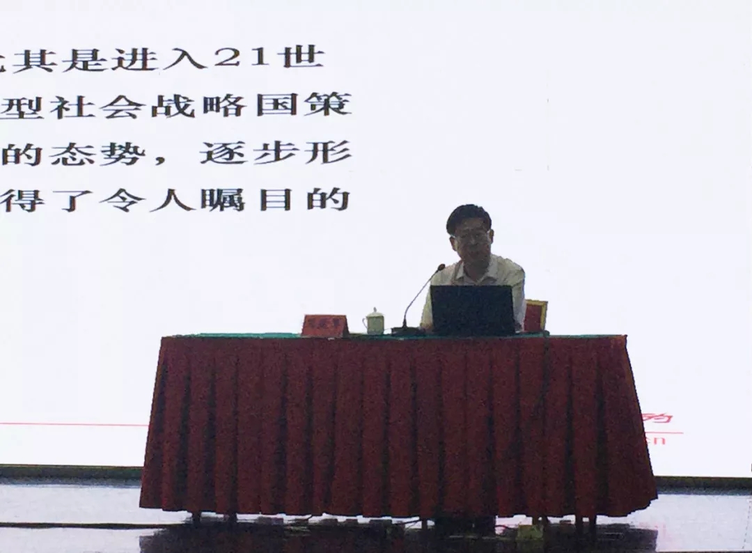 1560994945488460.jpg 640.webp (6).jpg