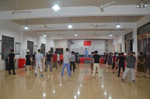 太極拳培訓(xùn)班在北侖區(qū)春曉街道干岙村開課啦 (2).jpg