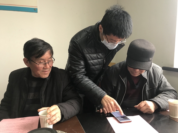 1612580073560270.jpg 走進(jìn)村社實(shí)地宣傳2.jpg