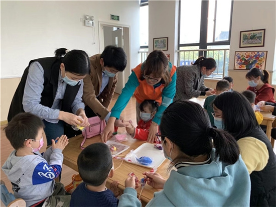 1617587046738994.jpg 家庭養(yǎng)育健康指導培訓.jpg