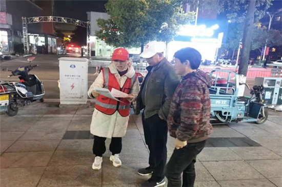 1619661024832014.jpg e立方志愿者助力食品安全宣傳 (1).jpg