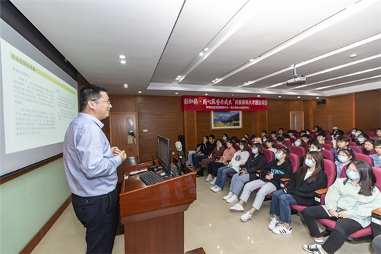 送法進校園 筑牢防詐“防火墻” (1).jpg