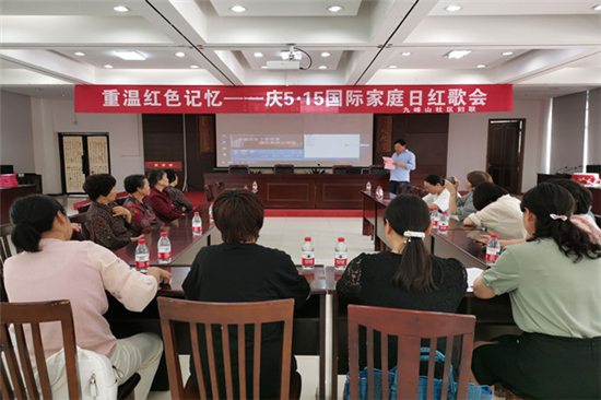 重溫紅色記憶——紅歌唱響時(shí)代主旋律 (1).jpg