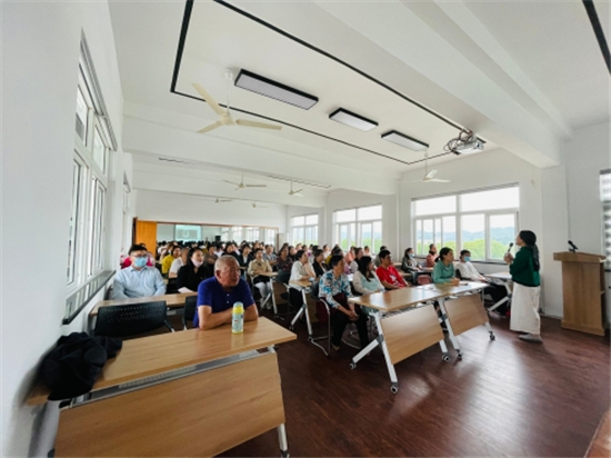 1622006979560658.jpg 心理講座護(hù)航 親子共同成長.jpg