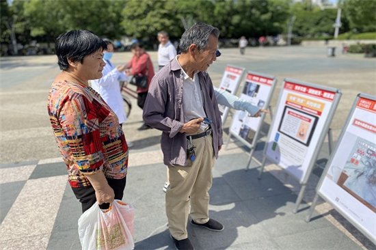 壩頭社區(qū)開展世界無煙日宣傳活動 (3).jpg