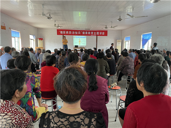 1622708406563242.jpg 北侖區(qū)春曉街道咸昶村在文化禮堂舉行糖尿病防治知識健康教育主題講座.jpg