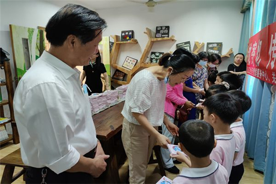 手帕寄憶 傳遞童真 (1).jpg