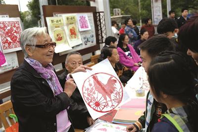 南京建鄴區(qū)推動全民終身學習 建設學習型建鄴2.jpg